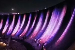 超酷炫、超现实的 “科技+” 水景观艺术！