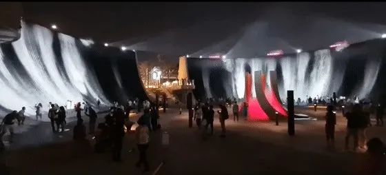 超酷炫、超现实的 “科技+” 水景观艺术! 超酷炫、超现实的 “科技+” 水景观艺术!
