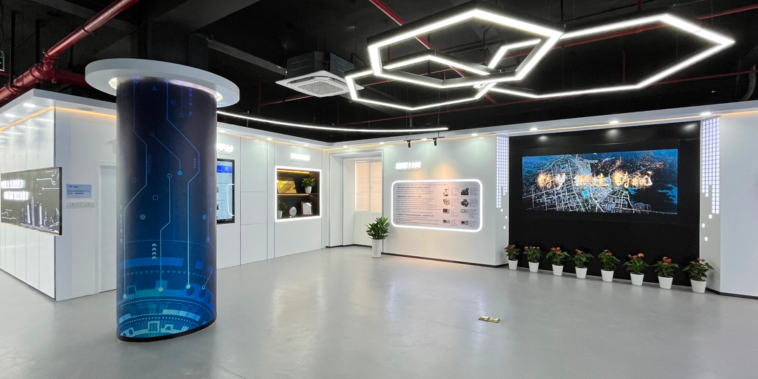 助力企业创新,推动产业发展,珠海香洲集成电路产业公共服务平台展示厅顺利落成! 助力企业创新,推动产业发展,珠海香洲集成电路产业公共服务平台展示厅顺利落成!