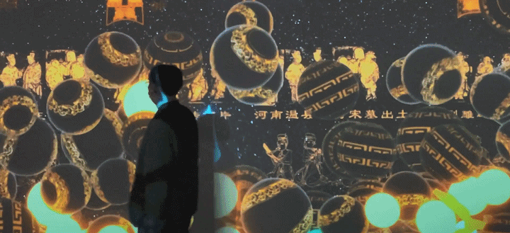 索诺克投影联合天津美术学院，光影呈现科技知音墙