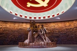“乌金”赋能 献礼七一丨 国家能源集团榆林化工爱国主义教育实践基地