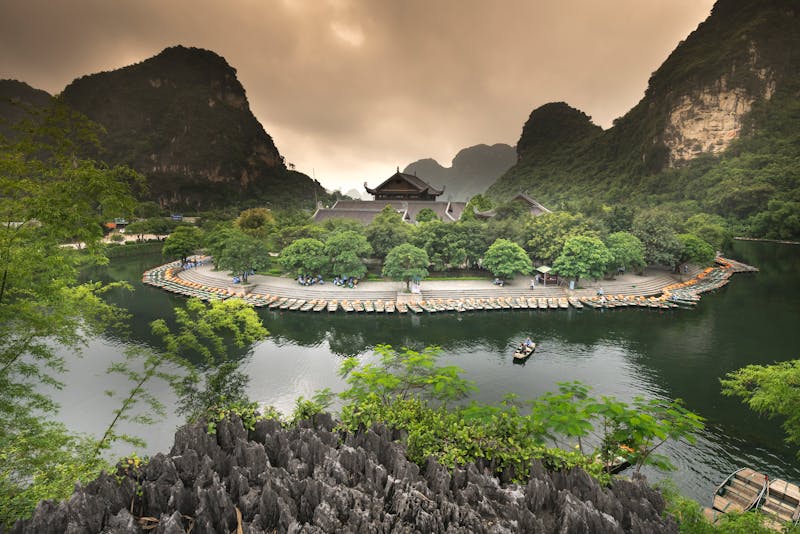 历史街区夜景，城市更新微夜游